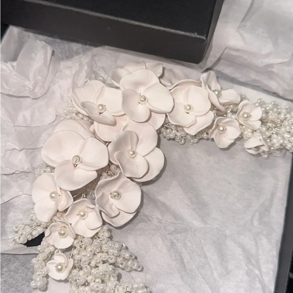 Headpiece - Picture 3 of 3